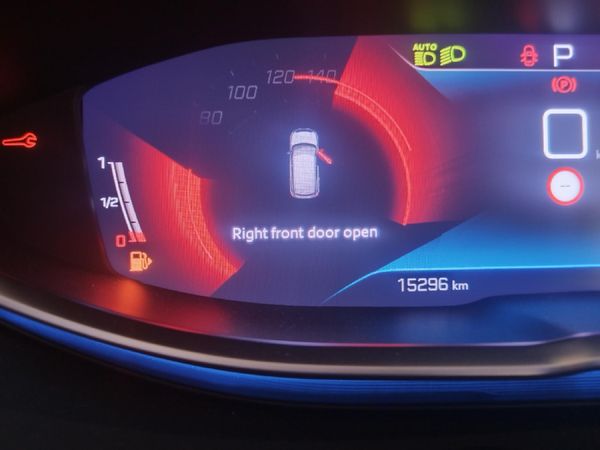 2024-Peugeot-3008-16T-Allure-Auto image:10