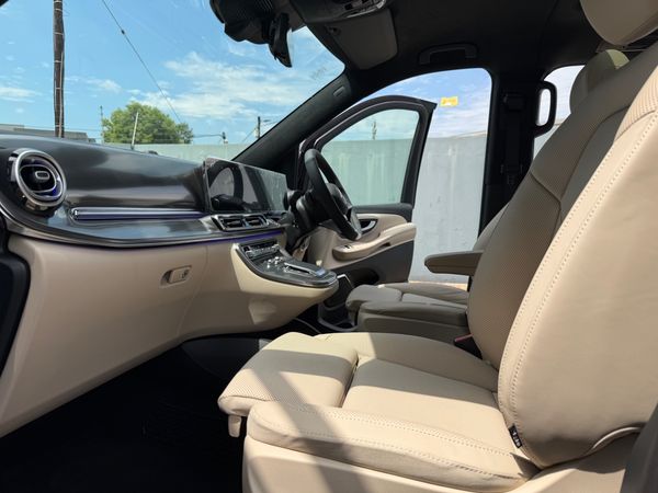 2026-Mercedes-Benz-V-Class-2026-Mercedes-Benz-V300d-Exclusive-Luxury-Spec image:24