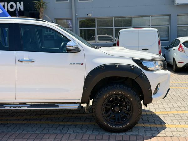 2016-Toyota-Hilux-28-GD-6-Raised-Body-Raider-Double-Cab-Auto image:11