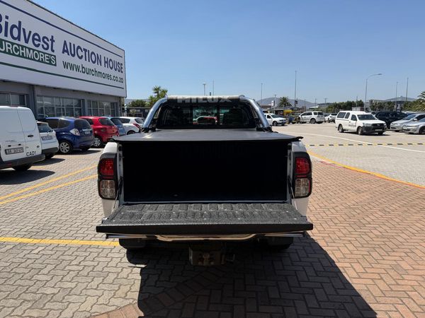 2016-Toyota-Hilux-28-GD-6-Raised-Body-Raider-Double-Cab-Auto image:12