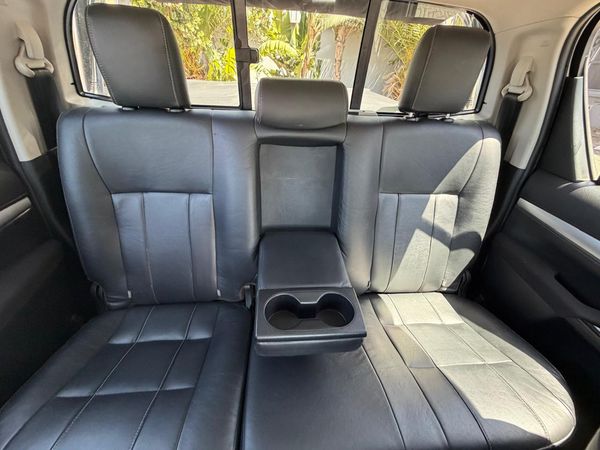 2016-Toyota-Hilux-28-GD-6-Raised-Body-Raider-Double-Cab-Auto image:18