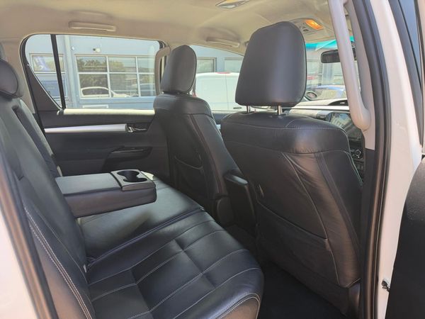 2016-Toyota-Hilux-28-GD-6-Raised-Body-Raider-Double-Cab-Auto image:19