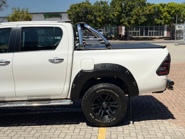 2016-Toyota-Hilux-28-GD-6-Raised-Body-Raider-Double-Cab-Auto image:5