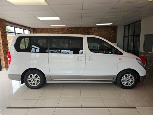 2015-Hyundai-H-1-25-CRDi-VGT-Wagon-Auto image:4