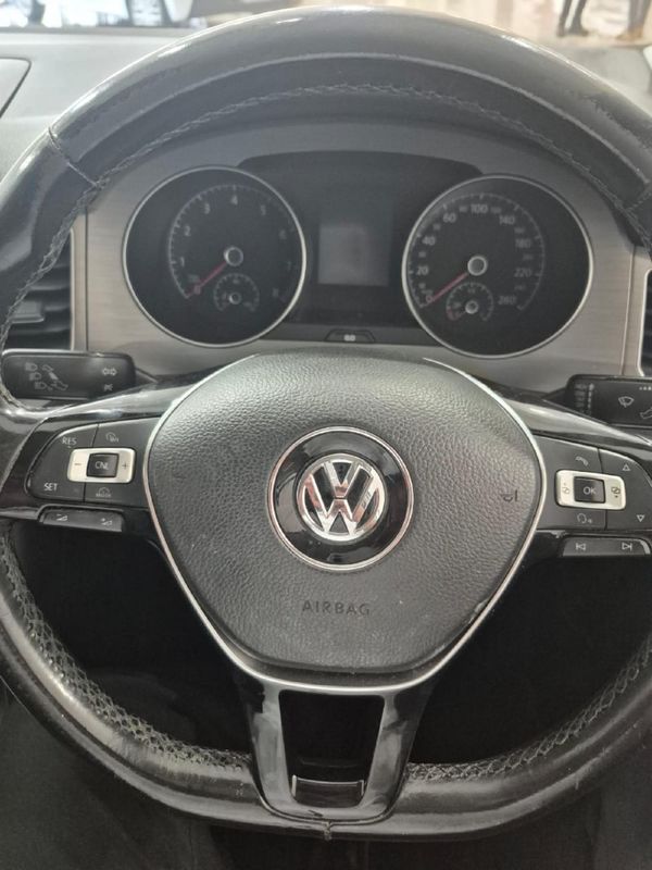 2016-Volkswagen-Golf-SV-14-TSI-Comfortline image:17