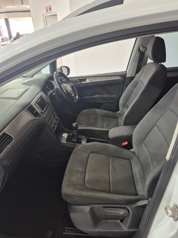 2016-Volkswagen-Golf-SV-14-TSI-Comfortline image:24