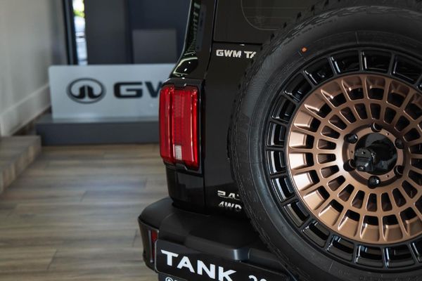 2026-GWM-Tank-300-24TD-Ultra-Luxury-4x4-Auto image:13