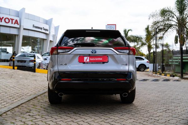 2025-Toyota-RAV4-25-pHev-Auto-e-Four image:5