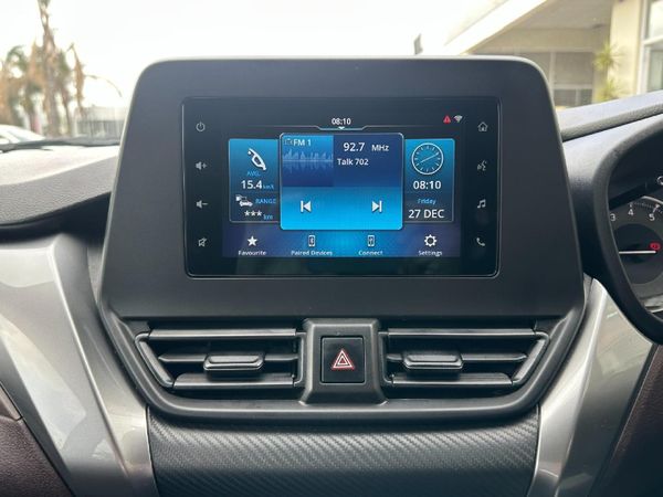 2025-Toyota-Starlet-Cross-15XR-Auto image:5