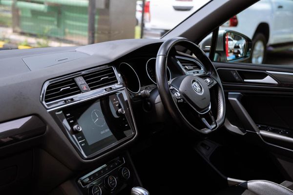2020-Volkswagen-Tiguan-Allspace-20-TSI-Highline-4Motion-Auto-162kW image:9