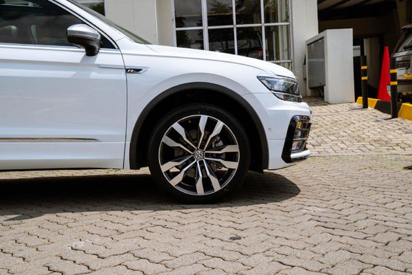 2020-Volkswagen-Tiguan-Allspace-20-TSI-Highline-4Motion-Auto-162kW image:20