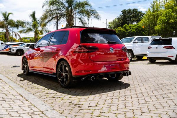2020-Volkswagen-Golf-VII-GTI-20-TSI-Auto-TCR image:4