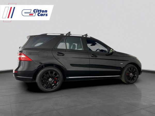 2012-Mercedes-Benz-ML-250-Bluetec image:3