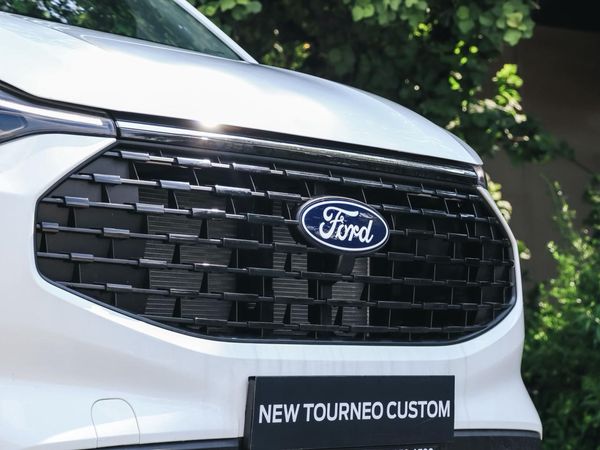 2026-Ford-Tourneo-Custom-20-TDCi-LWB-Trend-Auto image:4