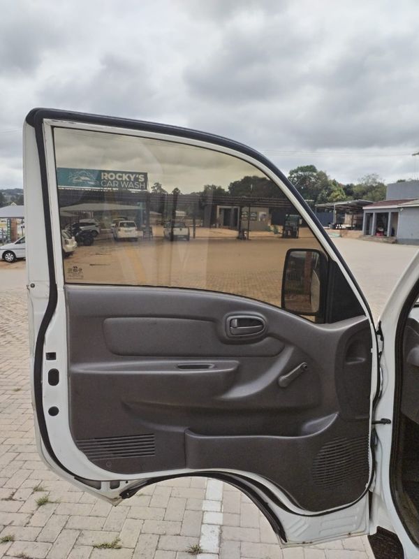 2008-Hyundai-H100-Bakkie-26i-D image:12