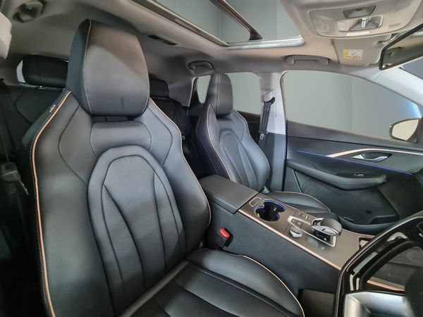 2025-Omoda-C5-15T-Elegance image:14