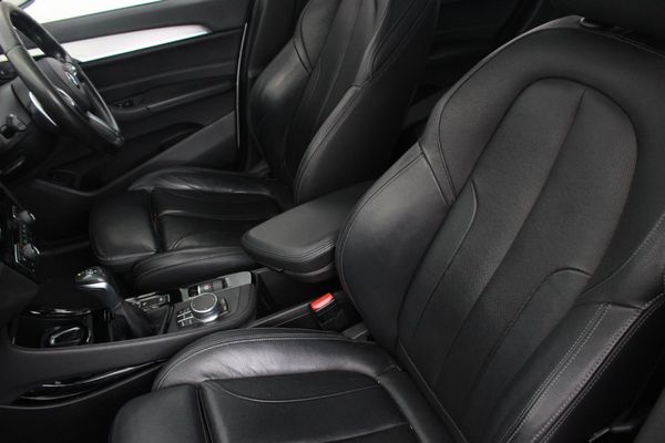 2017-BMW-X1-xDrive20d-M-Sport-Auto image:8