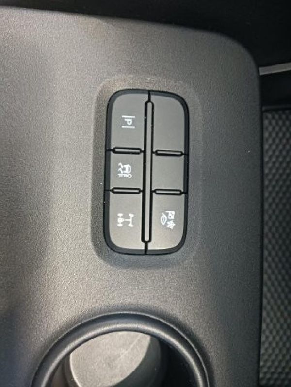 2026-Ford-Ranger-20D-XLT-HR-Double-Cab-Auto image:15
