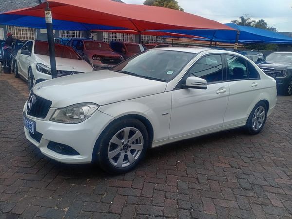 2012-Mercedes-Benz-C-Class-C-180-BE-Avantgarde-Auto image:4