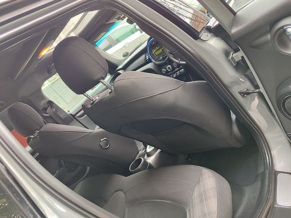 2017-MINI-Hatch-One-15T-5-dr-Auto image:24