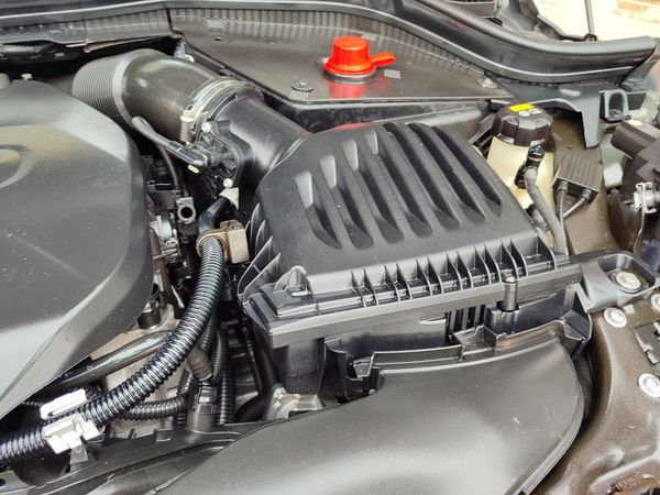2017-MINI-Hatch-One-15T-5-dr-Auto image:34