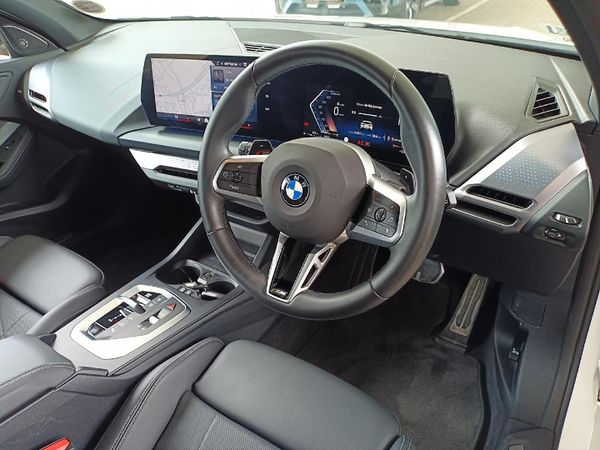 2025-BMW-1-Series-118-M-Sport-Auto image:8