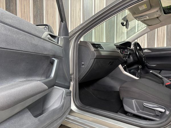 2021-Volkswagen-Polo-10-TSI-Comfortline image:13