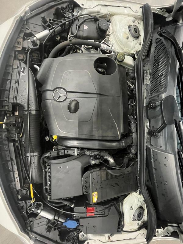 2015-Mercedes-Benz-A-Class-A-220-CDI-BE-Auto image:12
