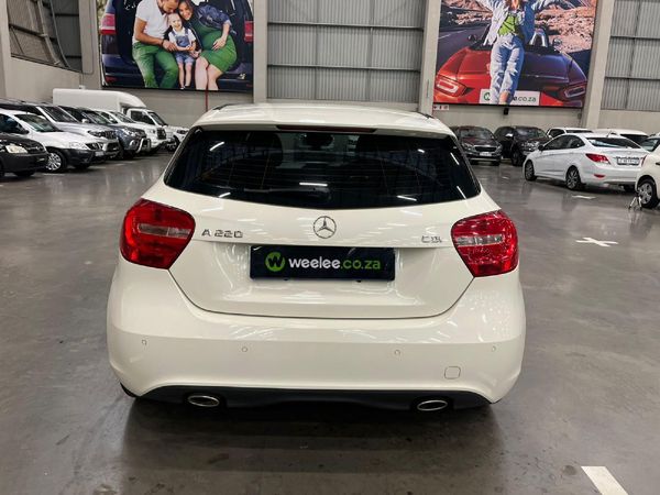 2015-Mercedes-Benz-A-Class-A-220-CDI-BE-Auto image:3