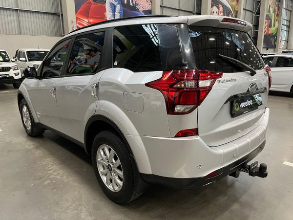 2022-Mahindra-XUV-500-22D-mHawk-7-seat-W6-Auto image:4