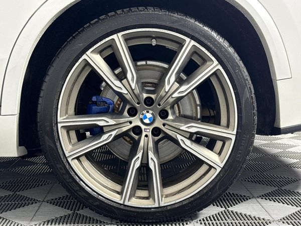 2020-BMW-X5-M50d image:6