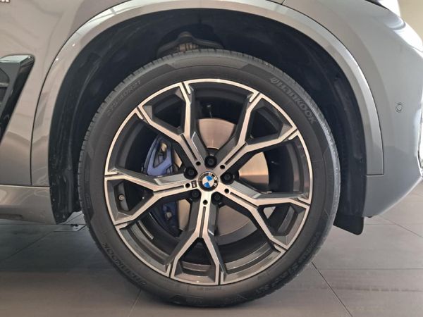 2025-BMW-X5-xDrive30d-M-Sport-Pro image:6