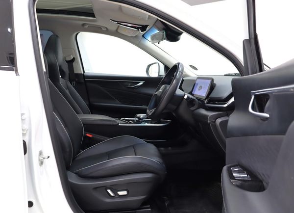 2025-BAIC-X55-15T-Elite-Auto image:17