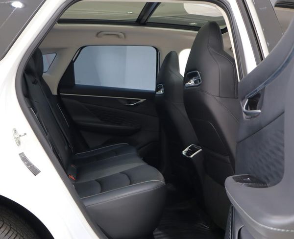 2025-BAIC-X55-15T-Elite-Auto image:19