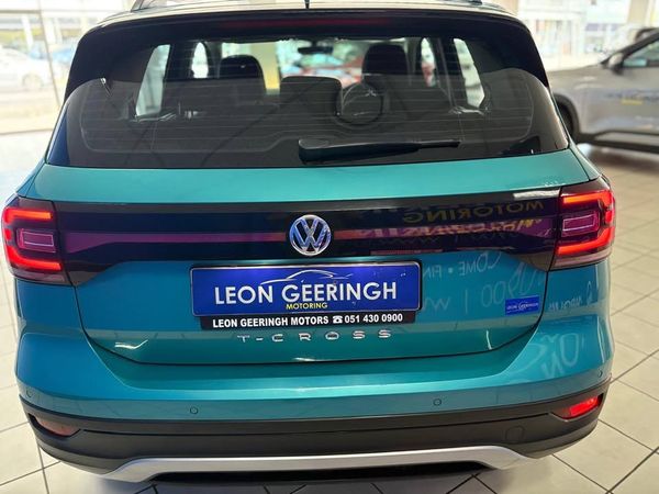2020-Volkswagen-T-Cross-10-TSI-Comfortline-Auto image:4
