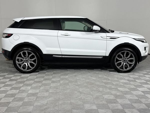 2012-Land-Rover-Range-Rover-Evoque-20-Si4-Dynamic-Coupe image:15