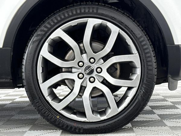 2012-Land-Rover-Range-Rover-Evoque-20-Si4-Dynamic-Coupe image:3