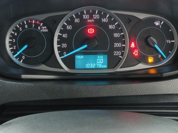 2022-Ford-Figo-15Ti-VCT-Trend-5-dr image:12