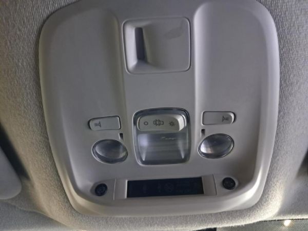 2023-Opel-Vivaro-Cargo-20-TD-Panel-Van image:18