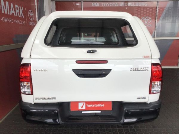 2025-Toyota-Hilux-24-GD-6-Raider-4x4-Auto-Double-Cab image:4