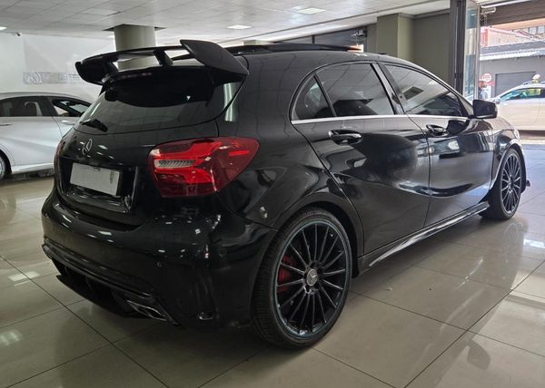 2016-Mercedes-AMG-A-Class-A45-AMG-4Matic image:9