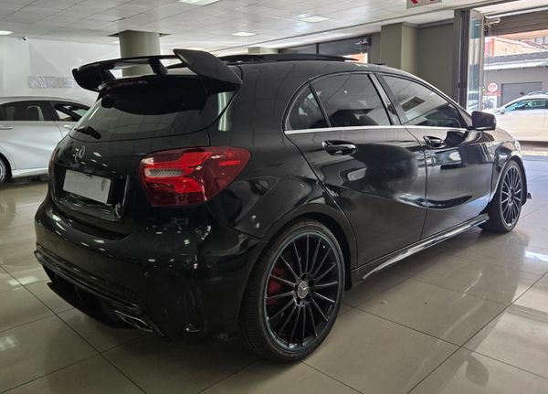 2016-Mercedes-AMG-A-Class-A45-AMG-4Matic image:10