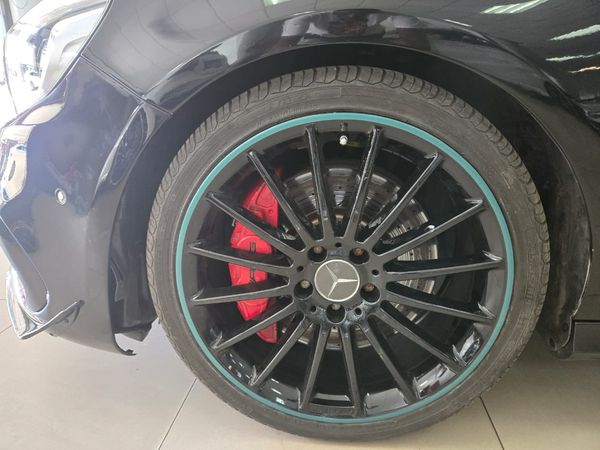 2016-Mercedes-AMG-A-Class-A45-AMG-4Matic image:20