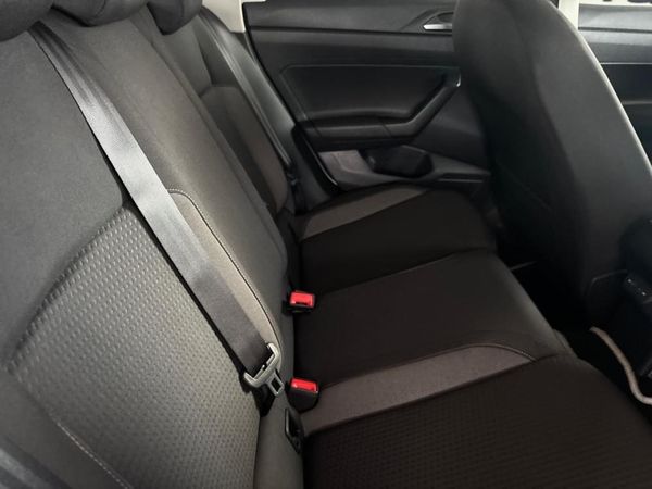 2025-Volkswagen-Polo-10-TSI-Life image:11