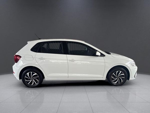 2025-Volkswagen-Polo-10-TSI-Life image:7