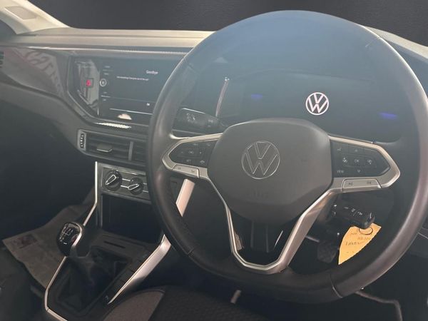 2025-Volkswagen-Polo-10-TSI-Life image:8