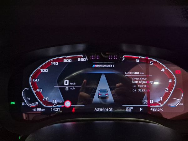 2023-BMW-5-Series-M550i-xDrive-Auto image:3