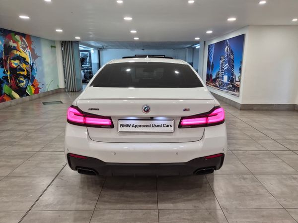 2023-BMW-5-Series-M550i-xDrive-Auto image:8