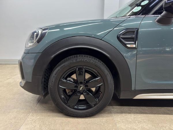2021-MINI-Countryman-Cooper-Auto image:3
