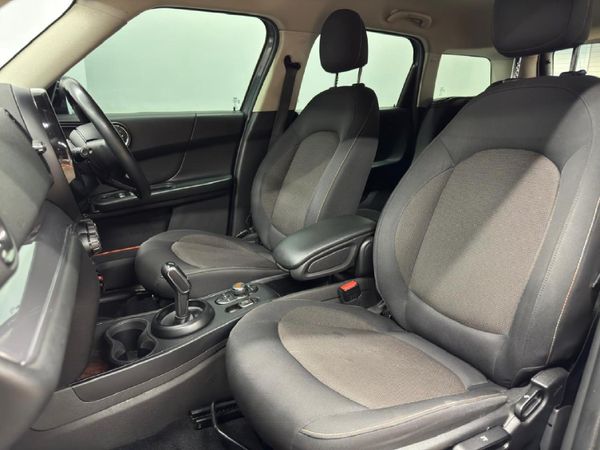 2021-MINI-Countryman-Cooper-Auto image:4